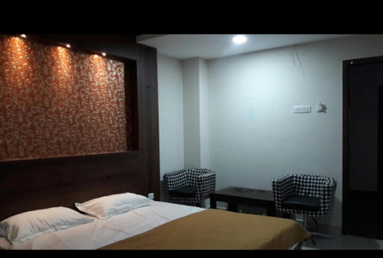 Hotel Gowri Sankar Ambasamudram Экстерьер фото