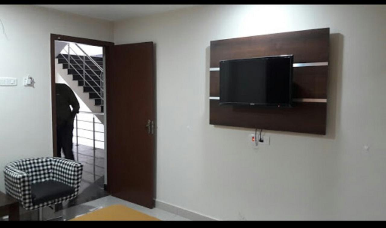 Hotel Gowri Sankar Ambasamudram Экстерьер фото
