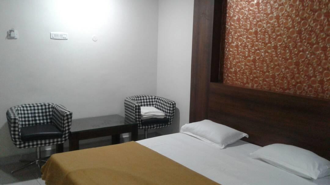 Hotel Gowri Sankar Ambasamudram Экстерьер фото